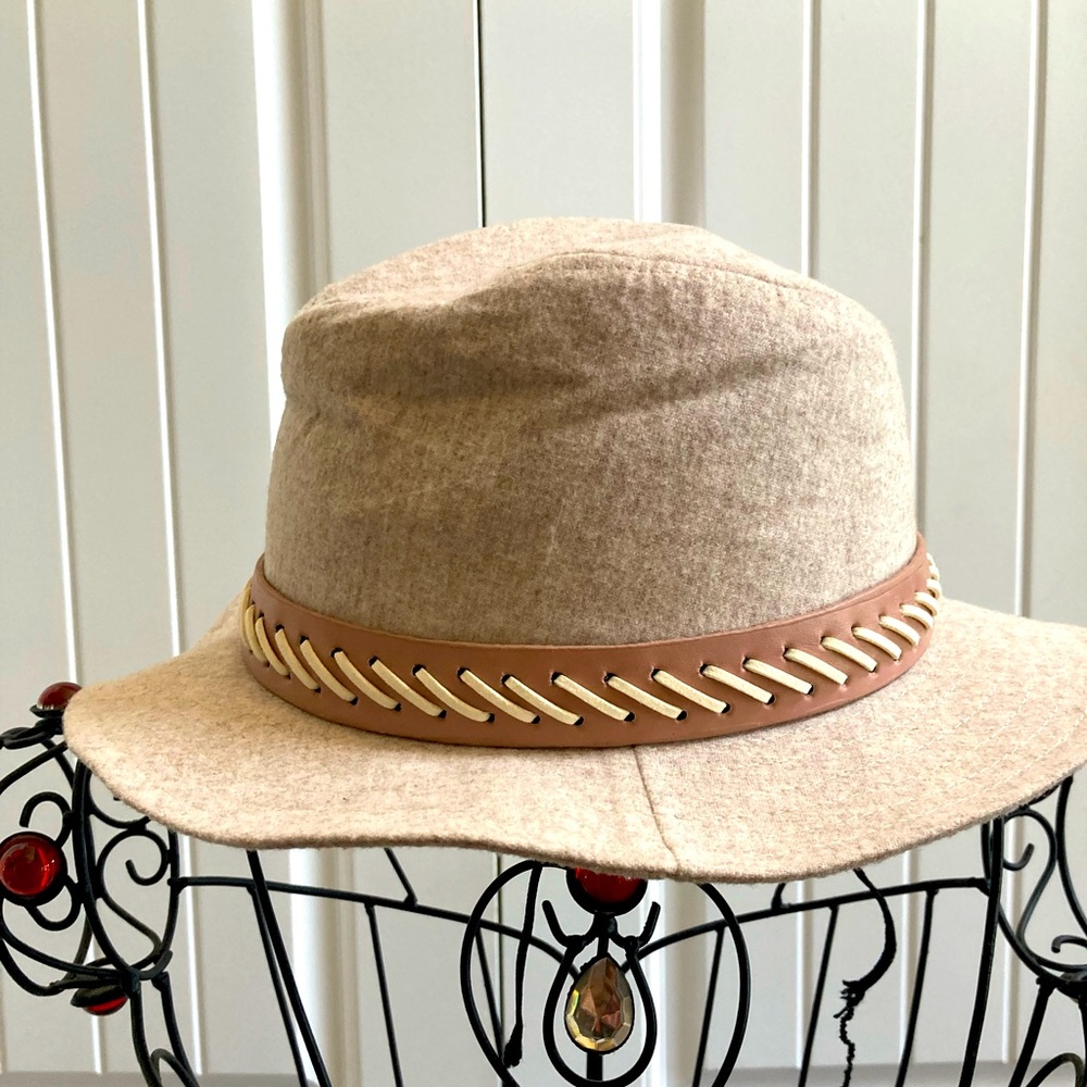 Bcbgeneration Fedora - image 2